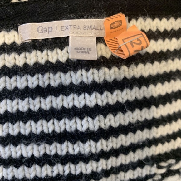 Gap Fashions Black & White Geometric Knit Open Collar Cardigan Woman's Size XS - Picture 10 of 12